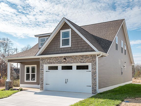 2nd image of 114 Georgetown Dr #21