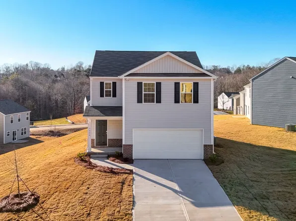 1025 20th Avenue Way SE, Hickory, NC 28602