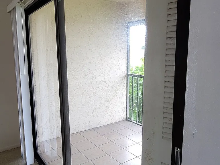 3801 Country Club Blvd #1-8 — Photo 30