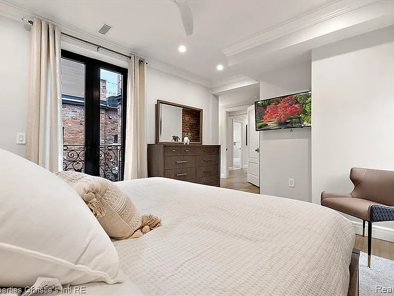 3412 John R St #A — Photo 20