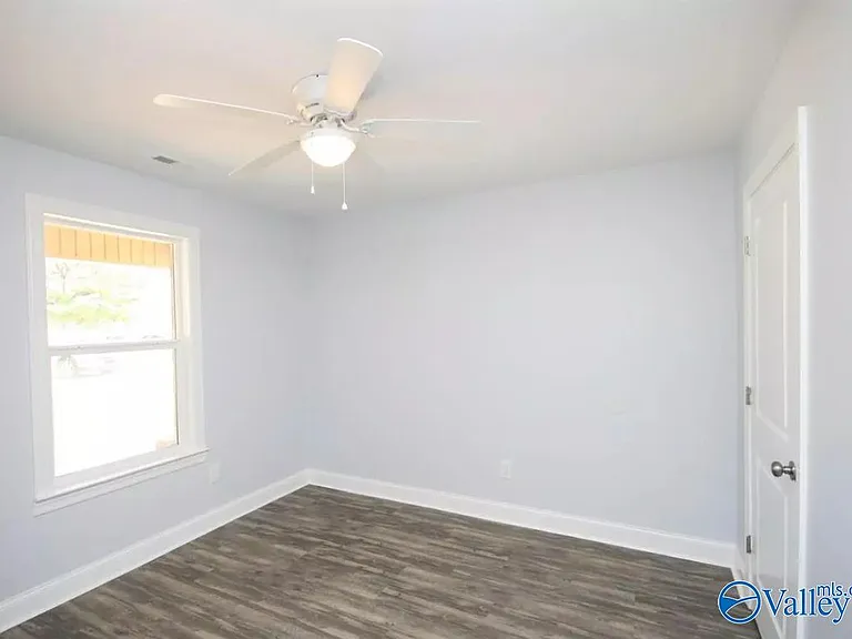 110 Kaleigh Paige Cir #B — Photo 10