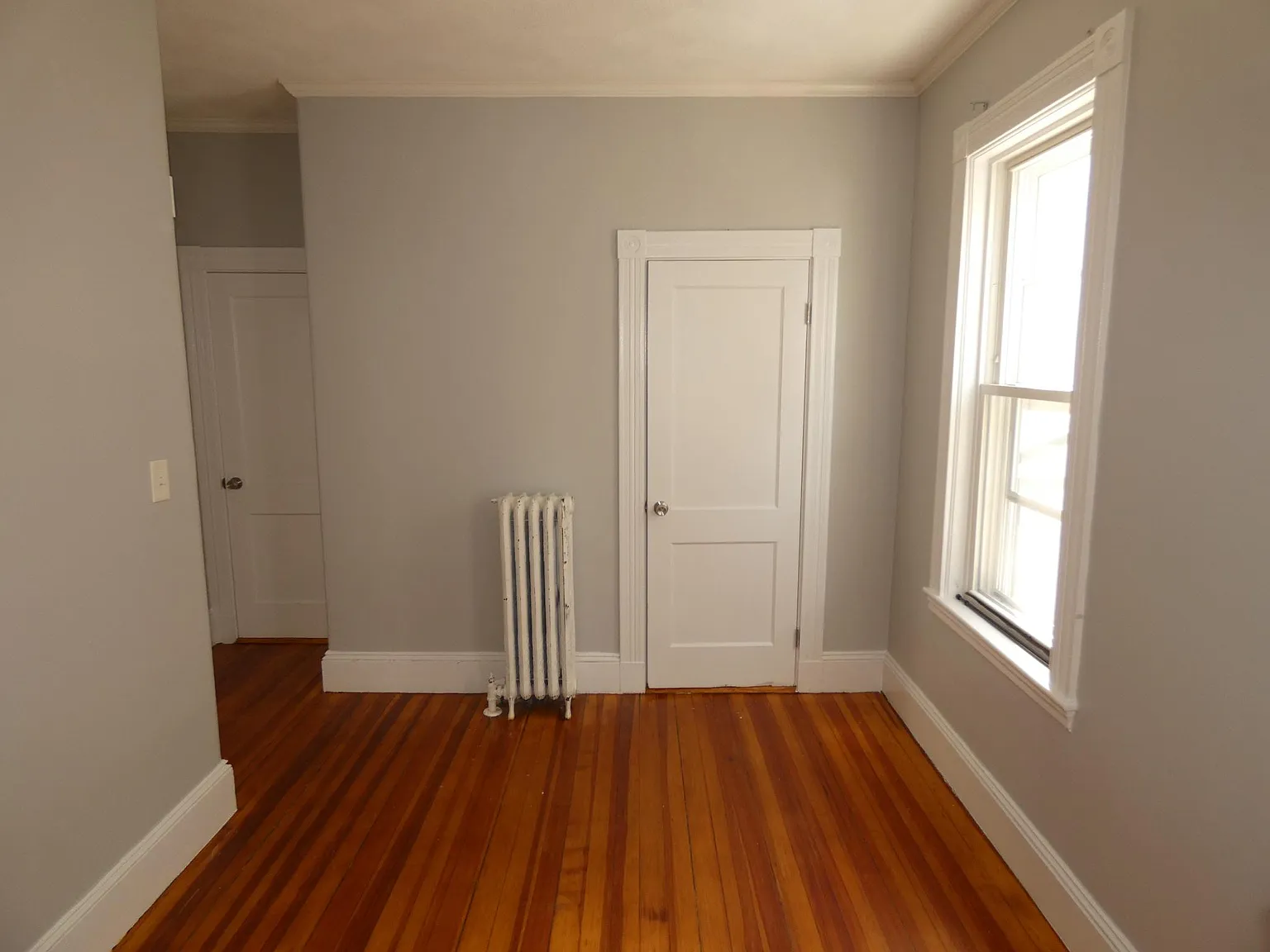 4 bed, 1400 sqft, $3,500 — Photo 3