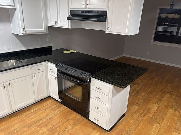 3rd image of 132 Timber Ridge Dr