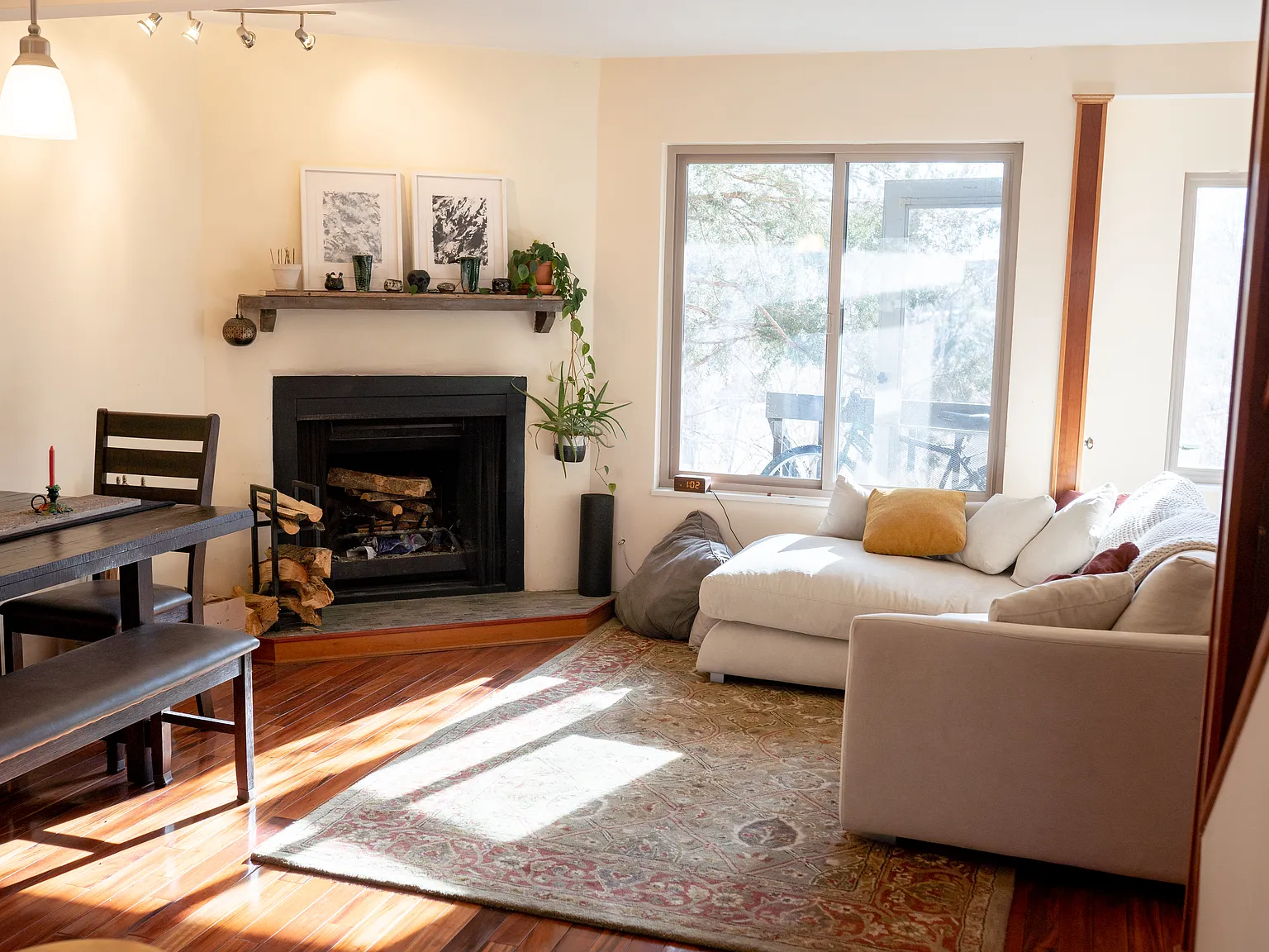 2 bed, 1376 sqft, $5,000 — Photo 2