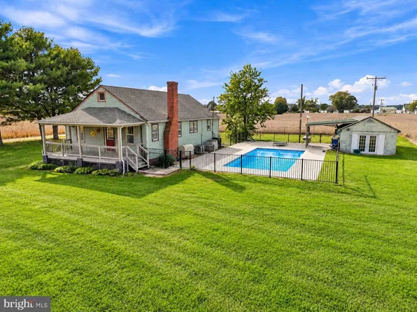 4479 Coles Point Rd, Hague, VA 22469