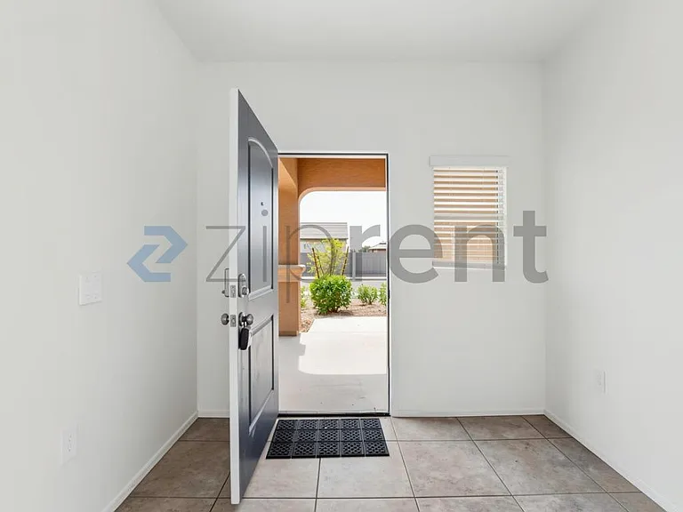18199 N Conquistador Dr — Photo 5