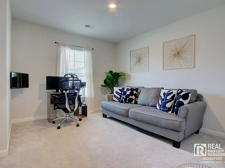 214 Honey Horn Dr — Photo 23