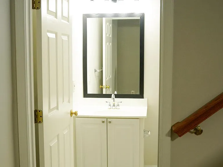 9013 Melody Dr — Photo 15