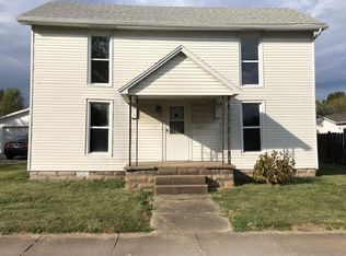 204 E Main St, Watson, IL 62473