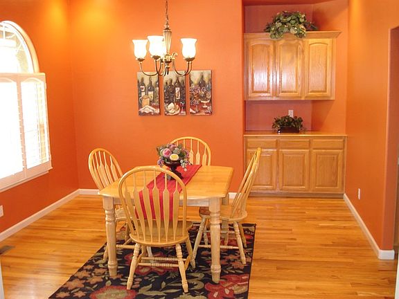 5th image of 1170 Castle Lake Cir