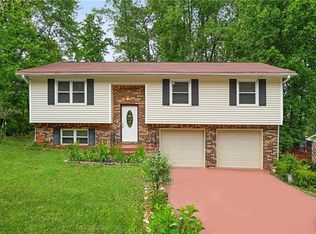 1476 Indian Forest Trl, Stone Mountain, GA 30083