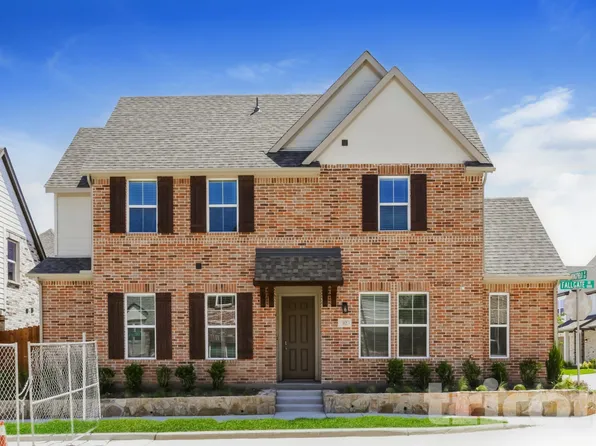 1025 Fallgate Dr, Fort Worth, TX 76179