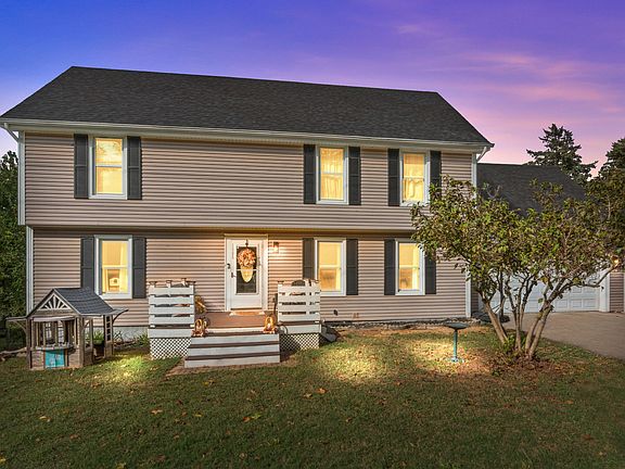 2nd image of 1505 E Hartley Street