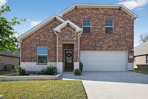 210 Briarwood Ln Photo 1