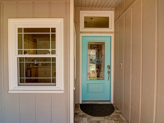 4th image of 6739 Friendship Dr
