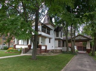 351 Silver St, Elgin, IL 60123