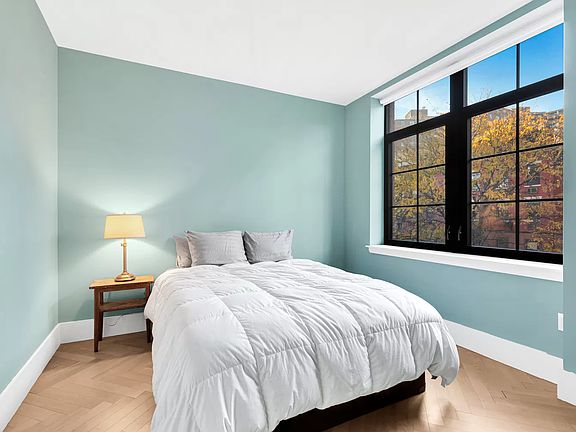 3rd image of 100 Avenue A #3B