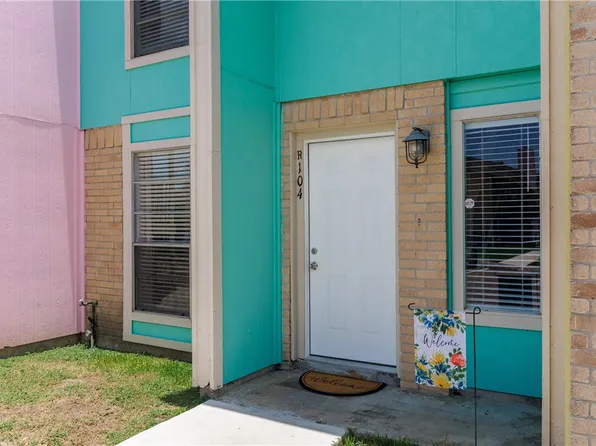 6702 Everhart Rd APT R104, Corpus Christi, TX 78413