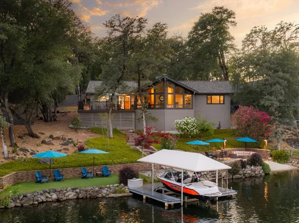 13615 Forest Park Cir, Penn Valley, CA 95946