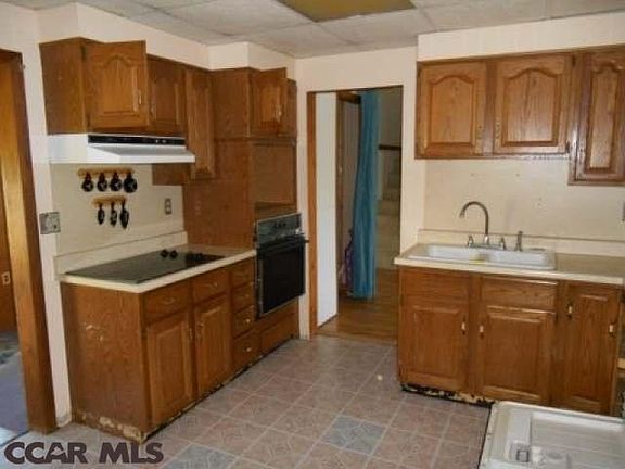 4th image of 119 Hemlock St