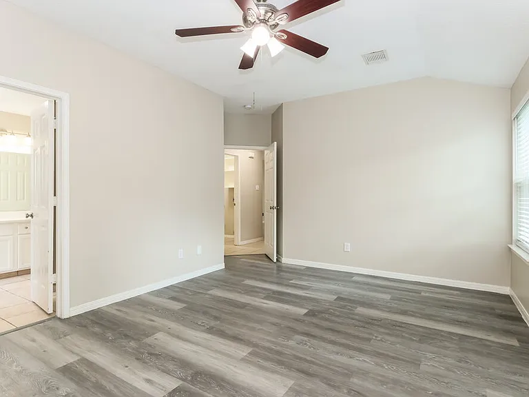 19114 Timber Way Dr — Photo 9
