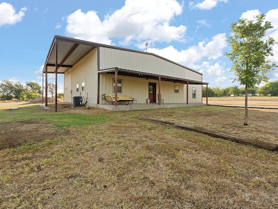 1st image of 685 County Road 1102