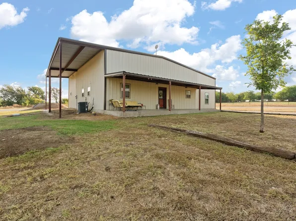 685 County Road 1102, Rio Vista, TX 76093