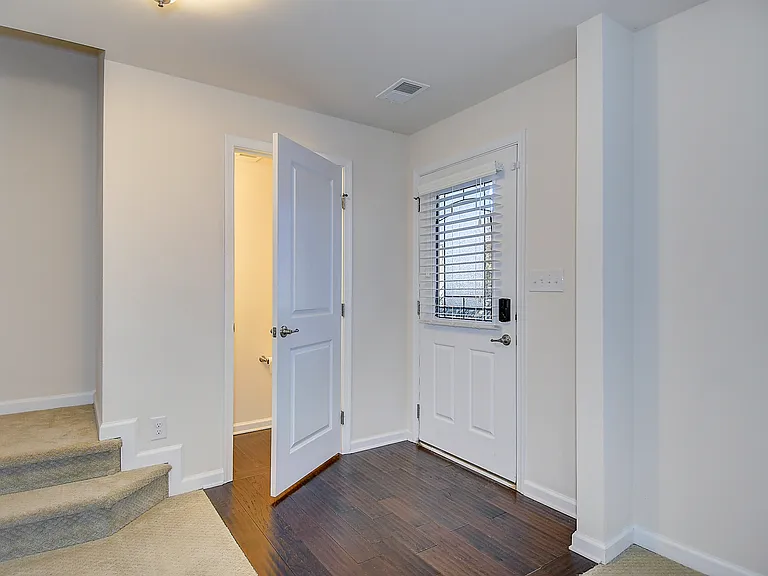 5656 Freewill Ln — Photo 31