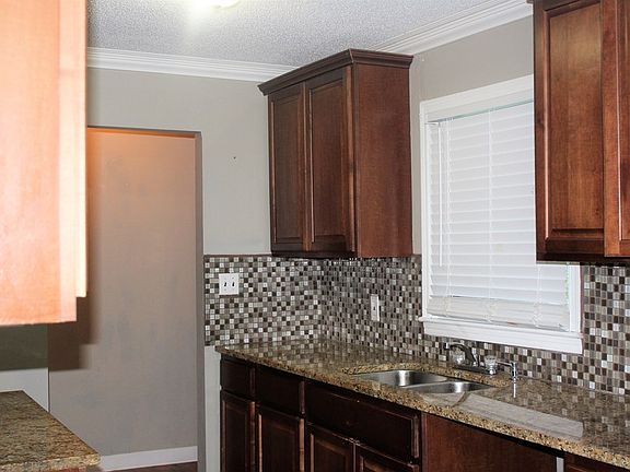 2nd image of 411 University Dr