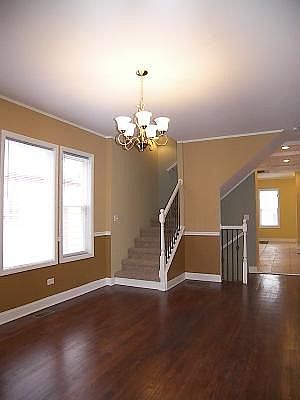 4th image of 9038 S Kingston Ave