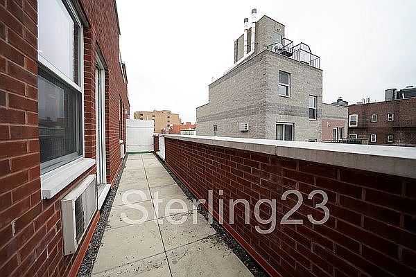 1st image of 25-50 Crescent St #4B4