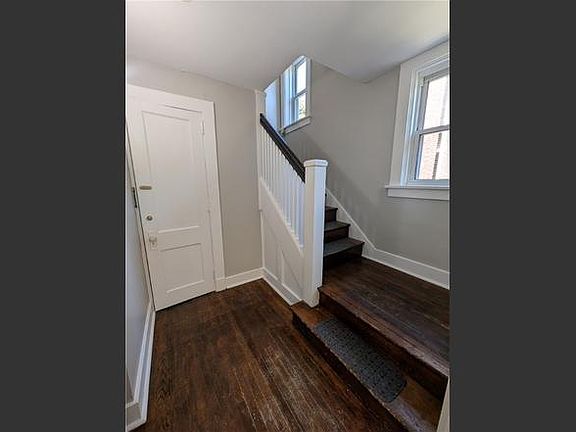 4th image of 1849 Shaw Ave APT 1