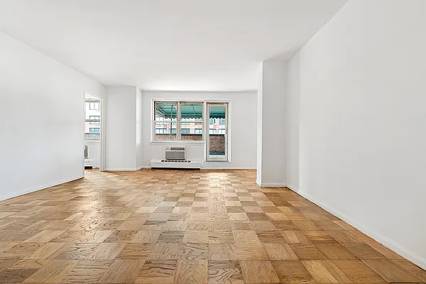 Sold by Compass | media 8