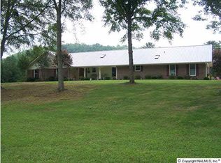 100 Hutchens Rd, Gallant, AL 35972