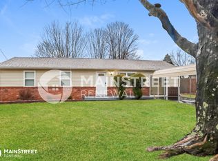 1124 Roswell Rd, Knoxville, TN 37923