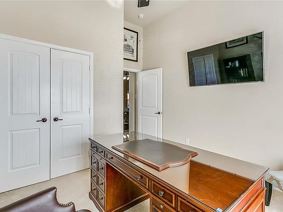 4th image of 2221 Frosted Willow Ln