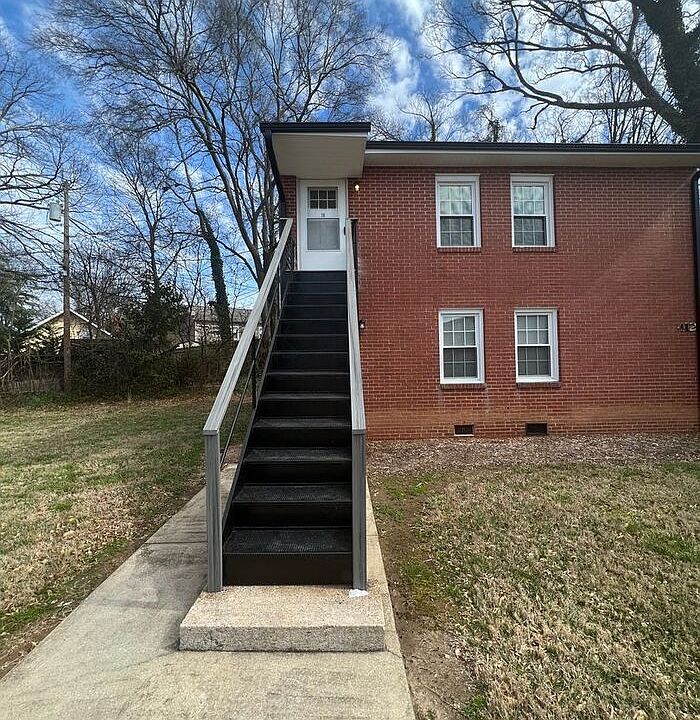 1st image of 412 Hagood St APT 2B