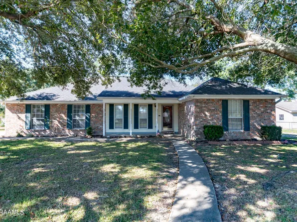 301 Cheyenne Cir, Scott, LA 70583