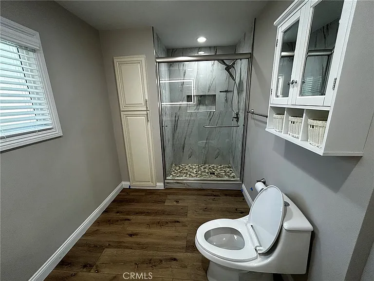 2720 E Wall St — Photo 5