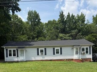 406 Lake Dr, High Pt, NC 27263
