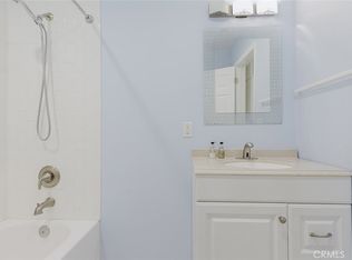 17134 Sherman Way #17134, Van Nuys, CA 91406