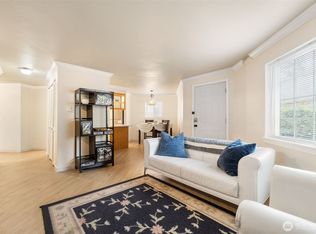 Hillwood Condominiums, Des Moines, WA 98198