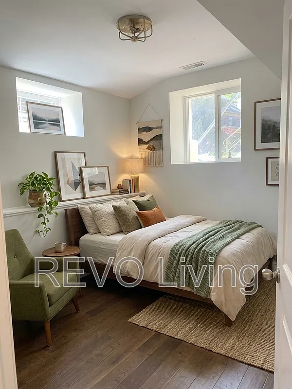 3 bed, 1.5 bath, 1250 sqft, $2,250 — Photo 2