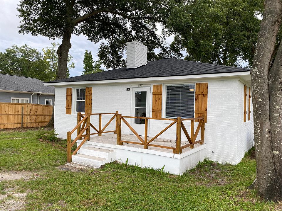 830 Central Drive Updated Bungalow