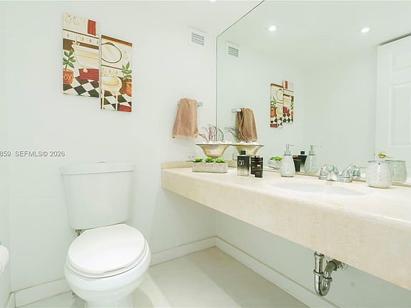 5th image of 6770 Indian Creek Dr APT 15T