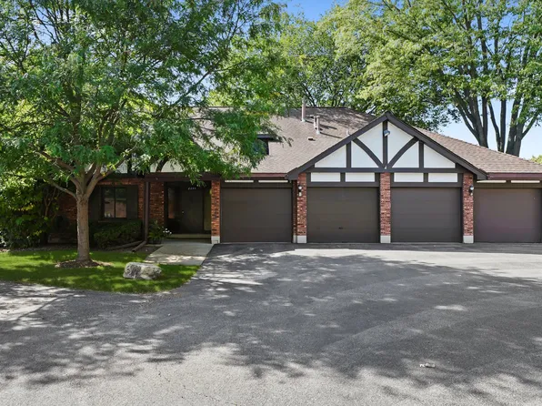 8255 Juniper Ct Unit C, Palos Hills, IL 60465