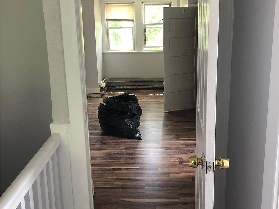 1st image of 1446 W State St APT 3