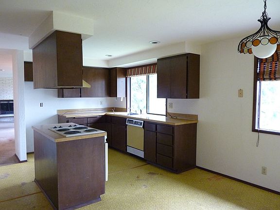 5th image of 16409 NE 122nd St