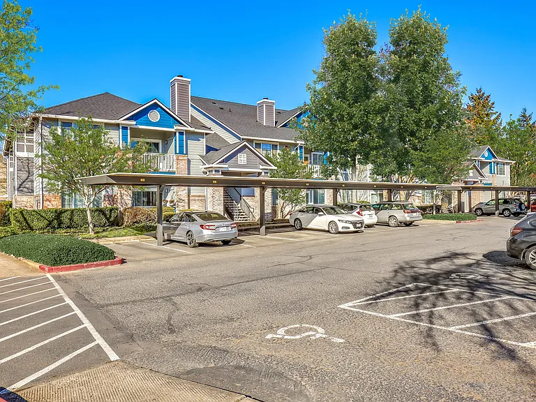 Grove at Orenco Station Apartments — Photo 46