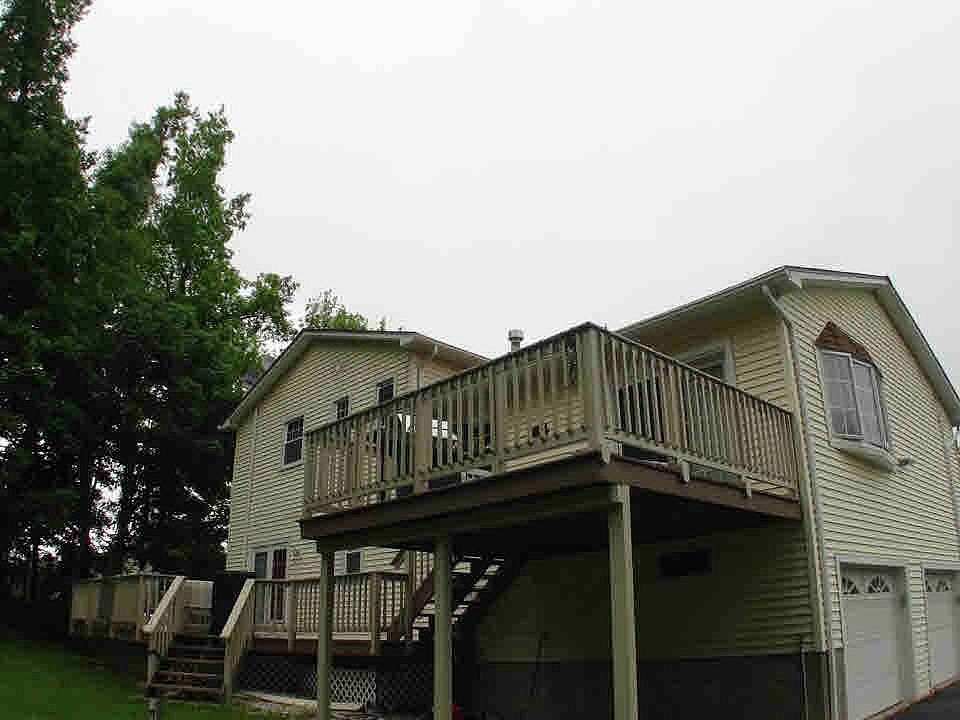 2nd image of 38 Mina Dr